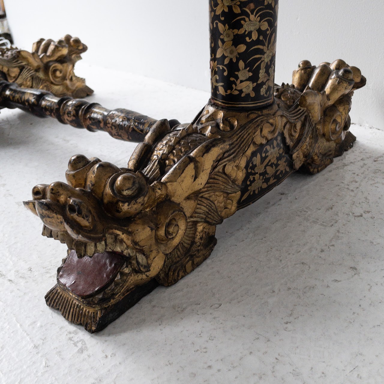 19th Century Chinoiserie Dragon Footed Chinese Export Sewing Table