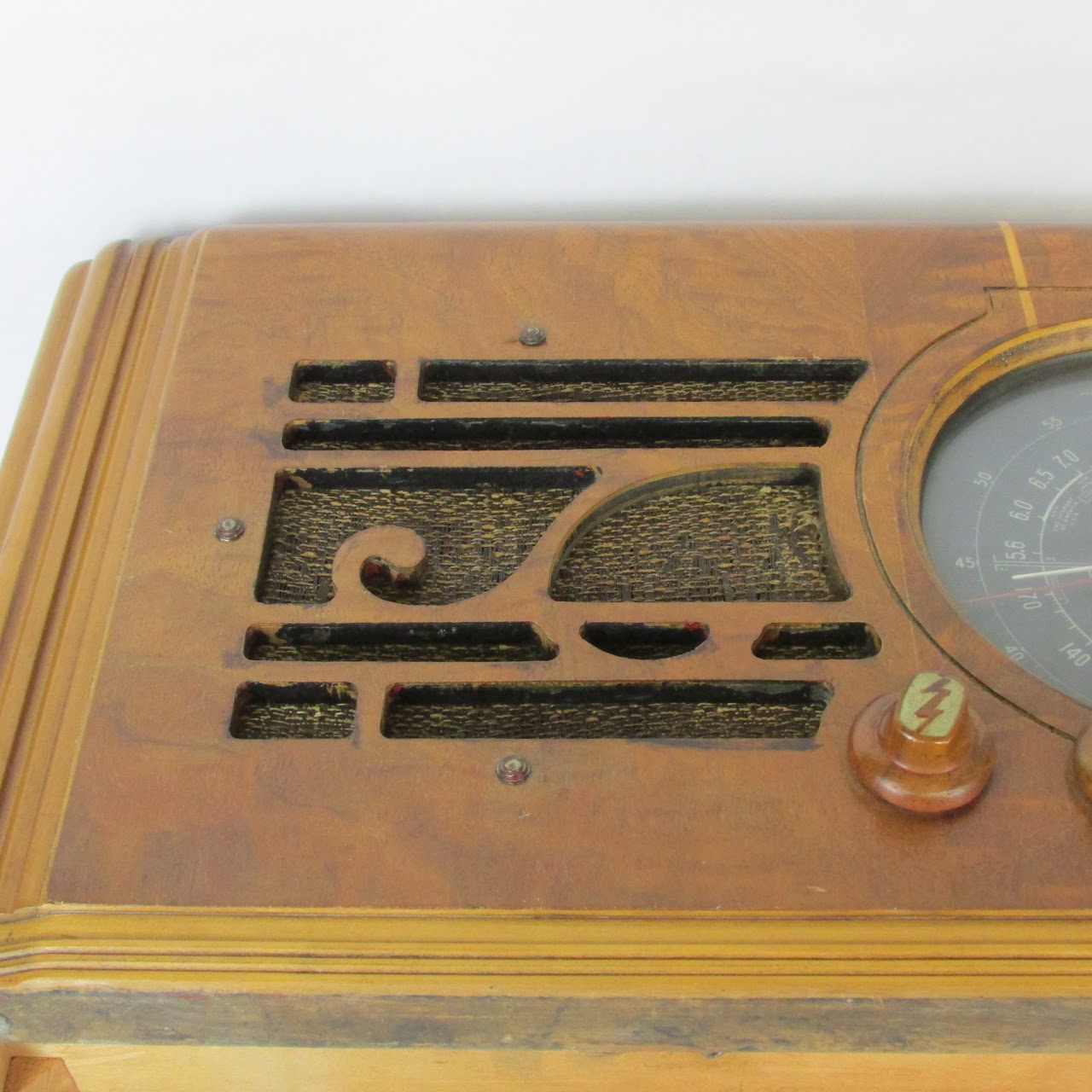 Zenith Long Distance Table Radio Model 5S119