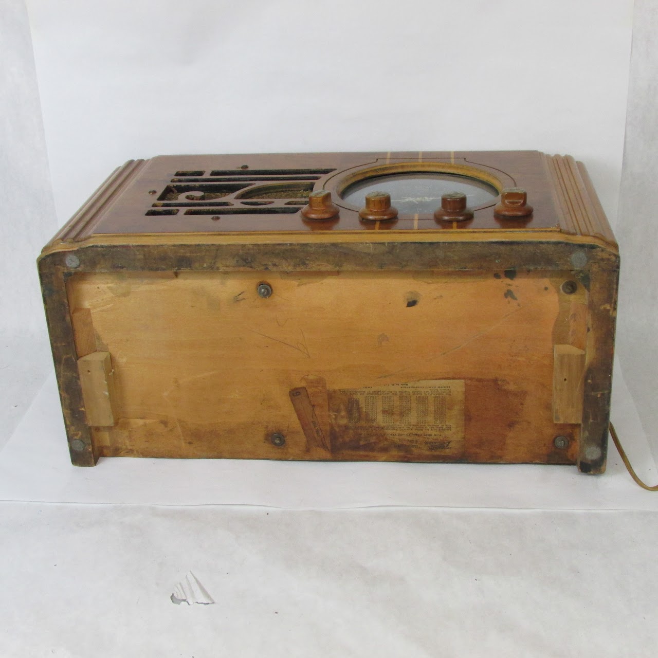 Zenith Long Distance Table Radio Model 5S119