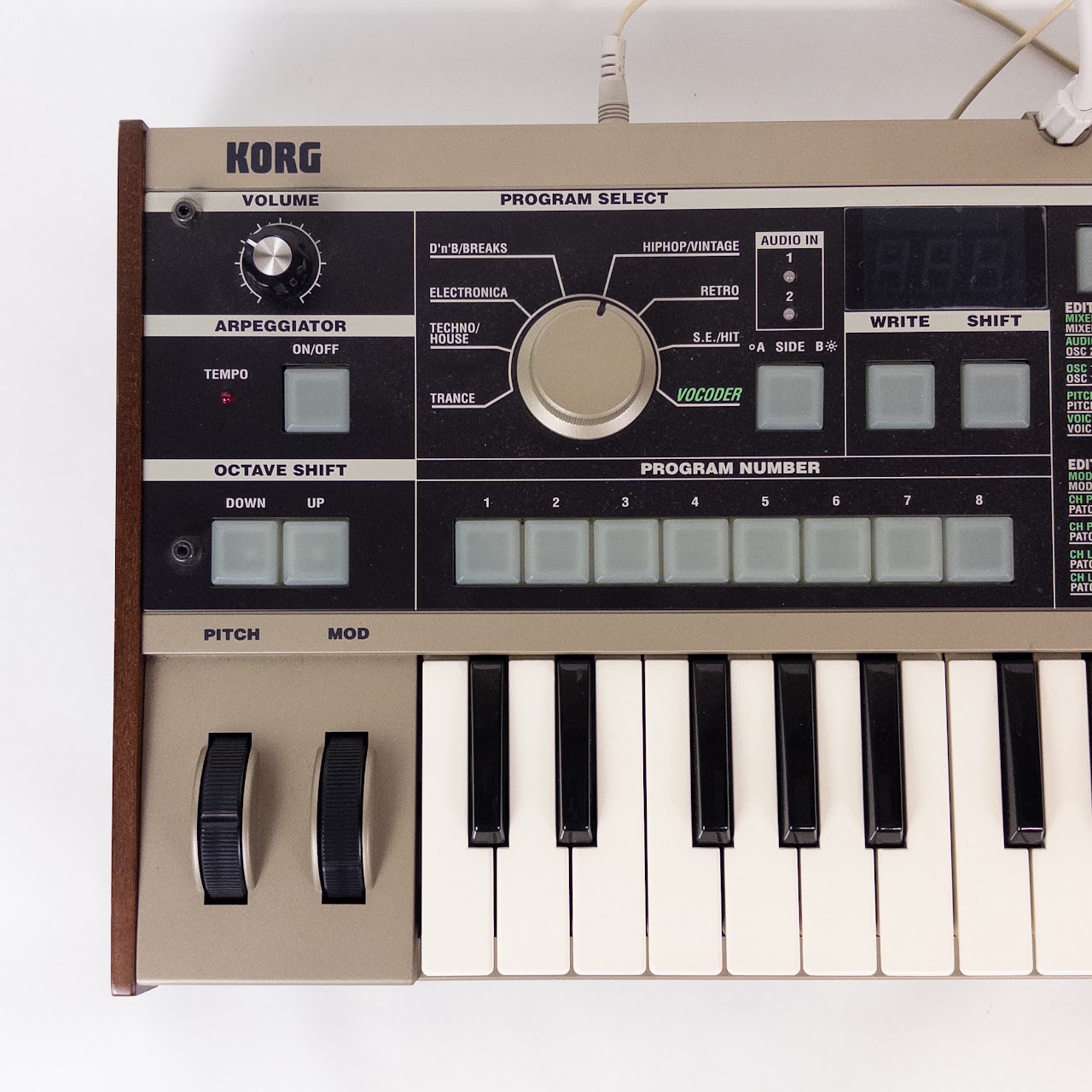 Korg MicroKORG Synthesizer/Vocoder