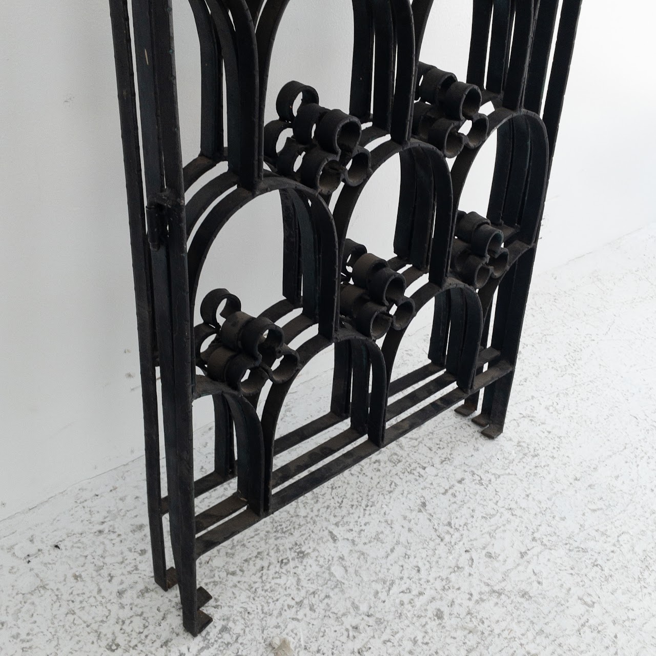 English Gothic Style Iron Three-Panel Gate