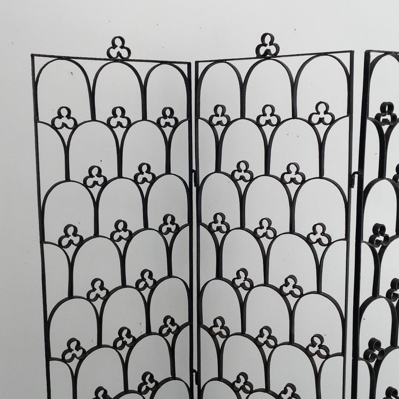 English Gothic Style Iron Three-Panel Gate