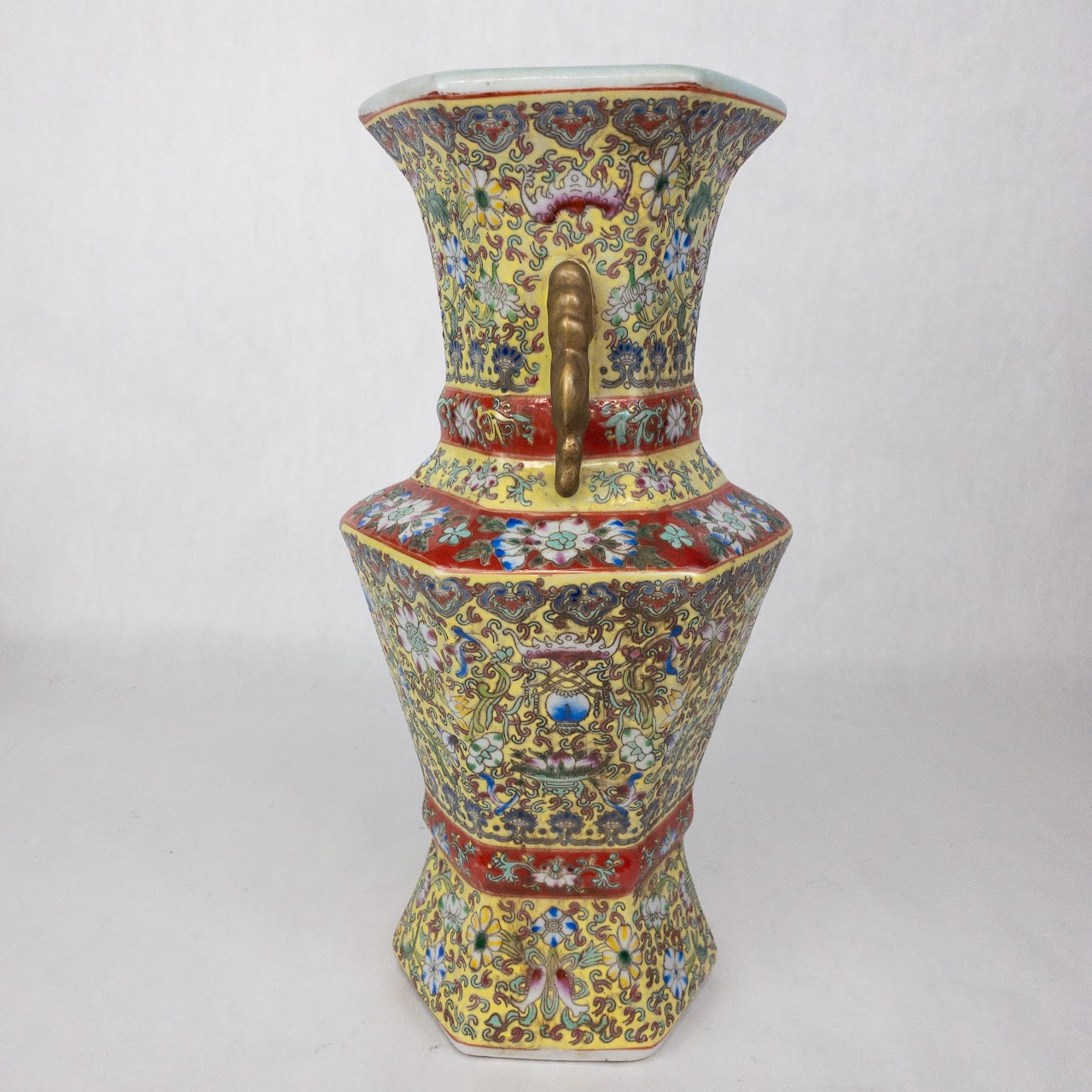 Hexagonal Chinoiseries Decorative Vase