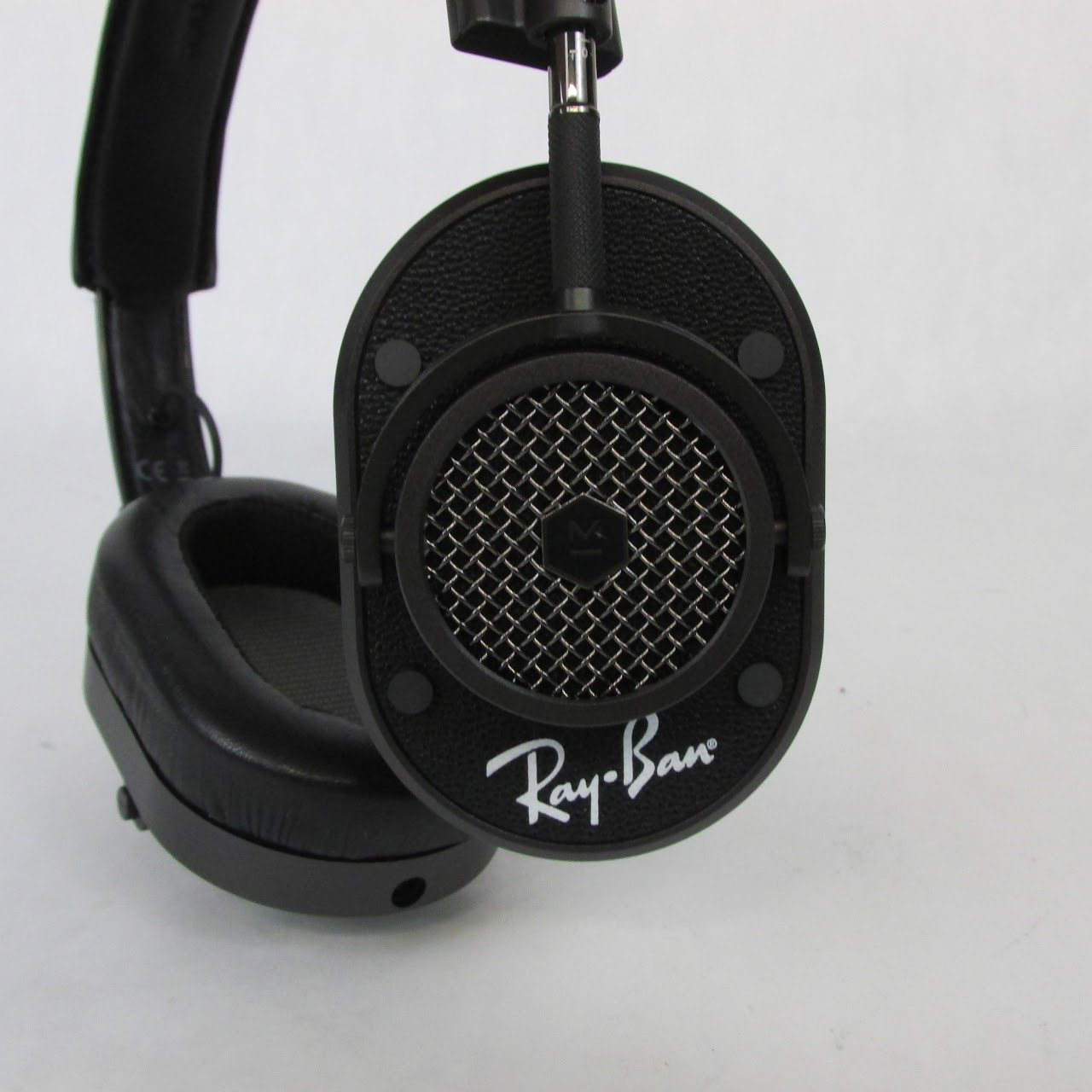 Master & Dynamic X Ray-Ban MH-40 Wired Closed Ear Headphones