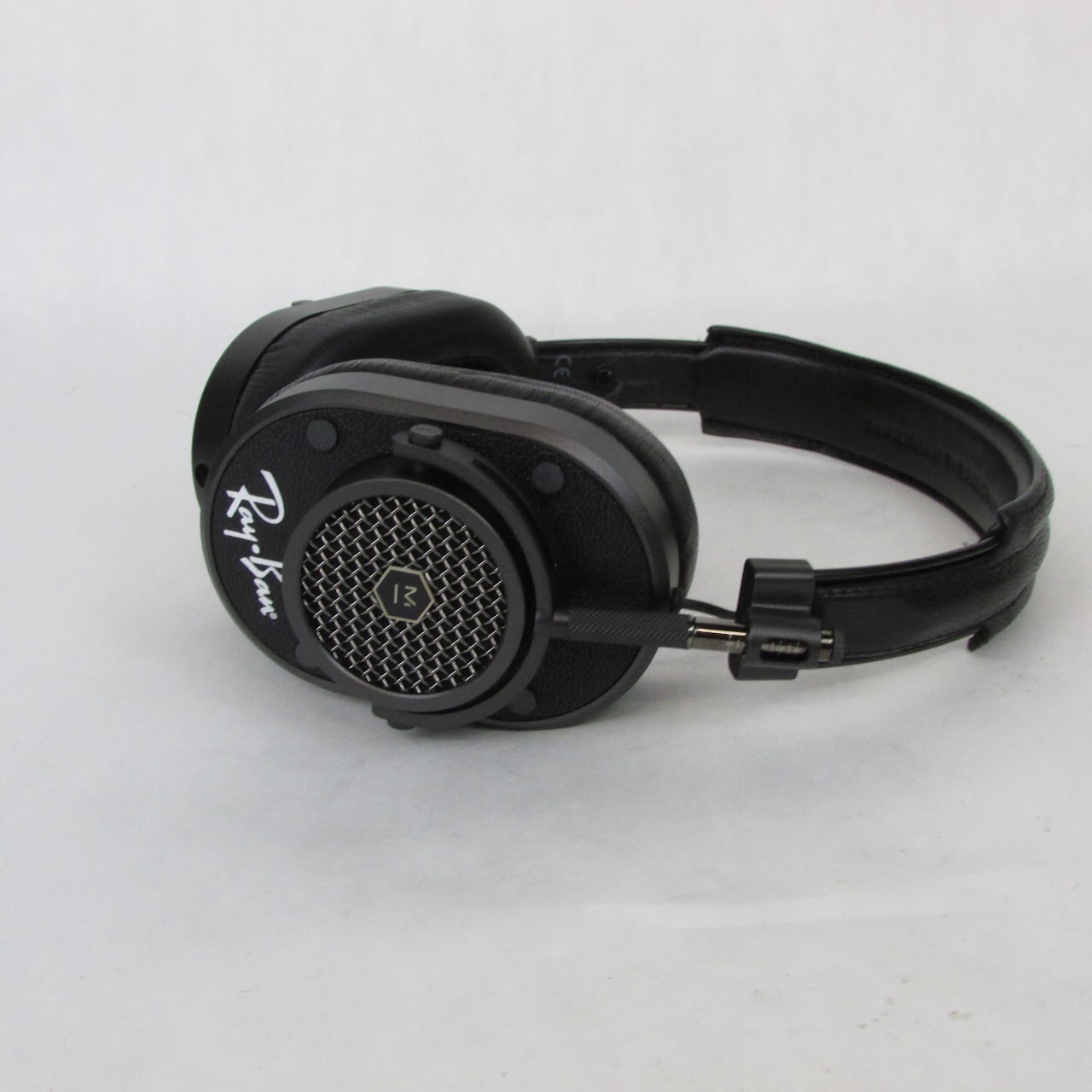 Master & Dynamic X Ray-Ban MH-40 Wired Closed Ear Headphones