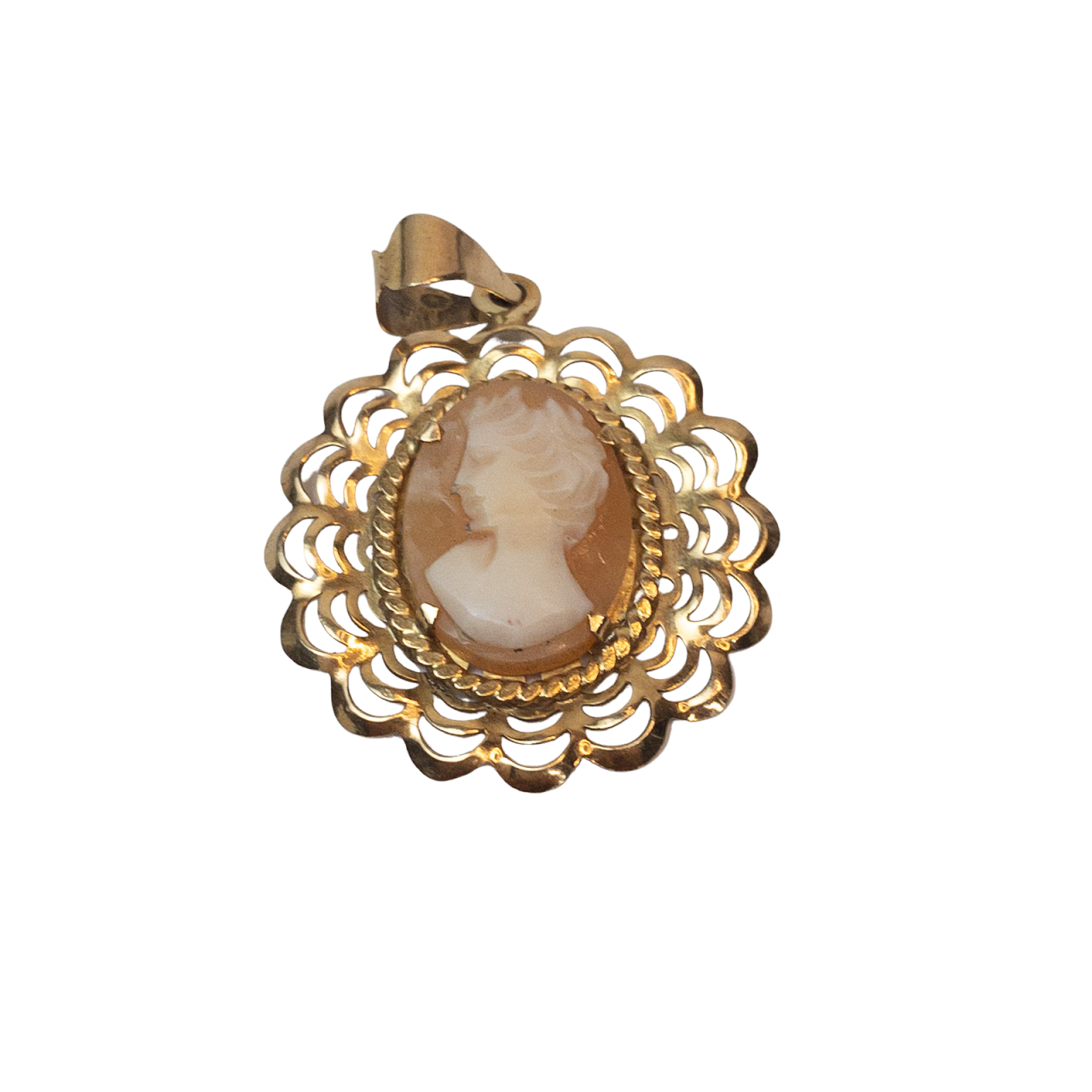 !4K Gold Cameo Pendant