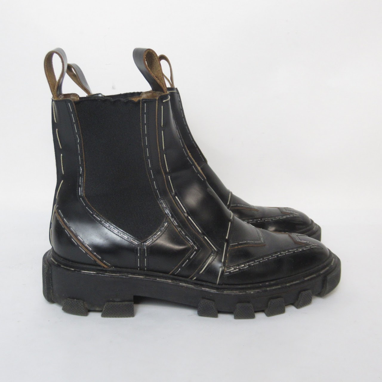 Balenciaga Lug Sole Chelsea Boots