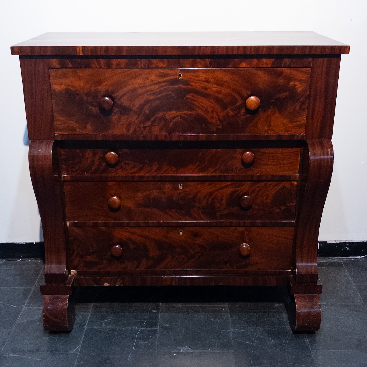 Empire Flame Mahogany Four Drawer Dresser