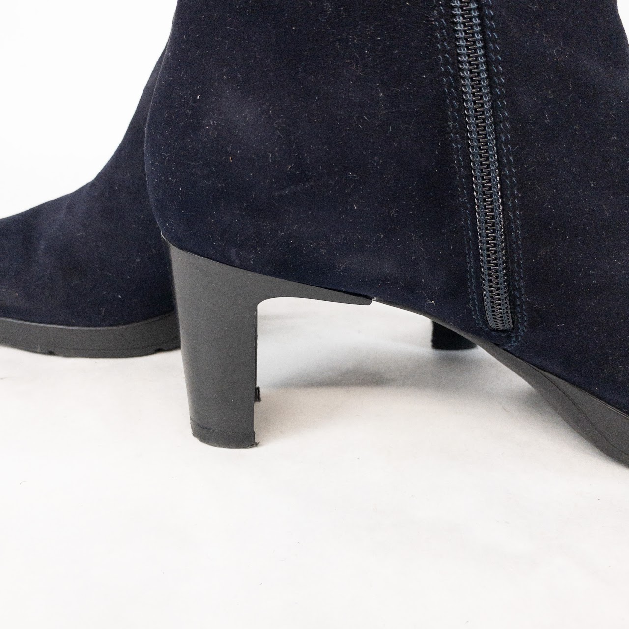 Aquatalia Dark Blue Seude Pointy Toe Ankle Boots