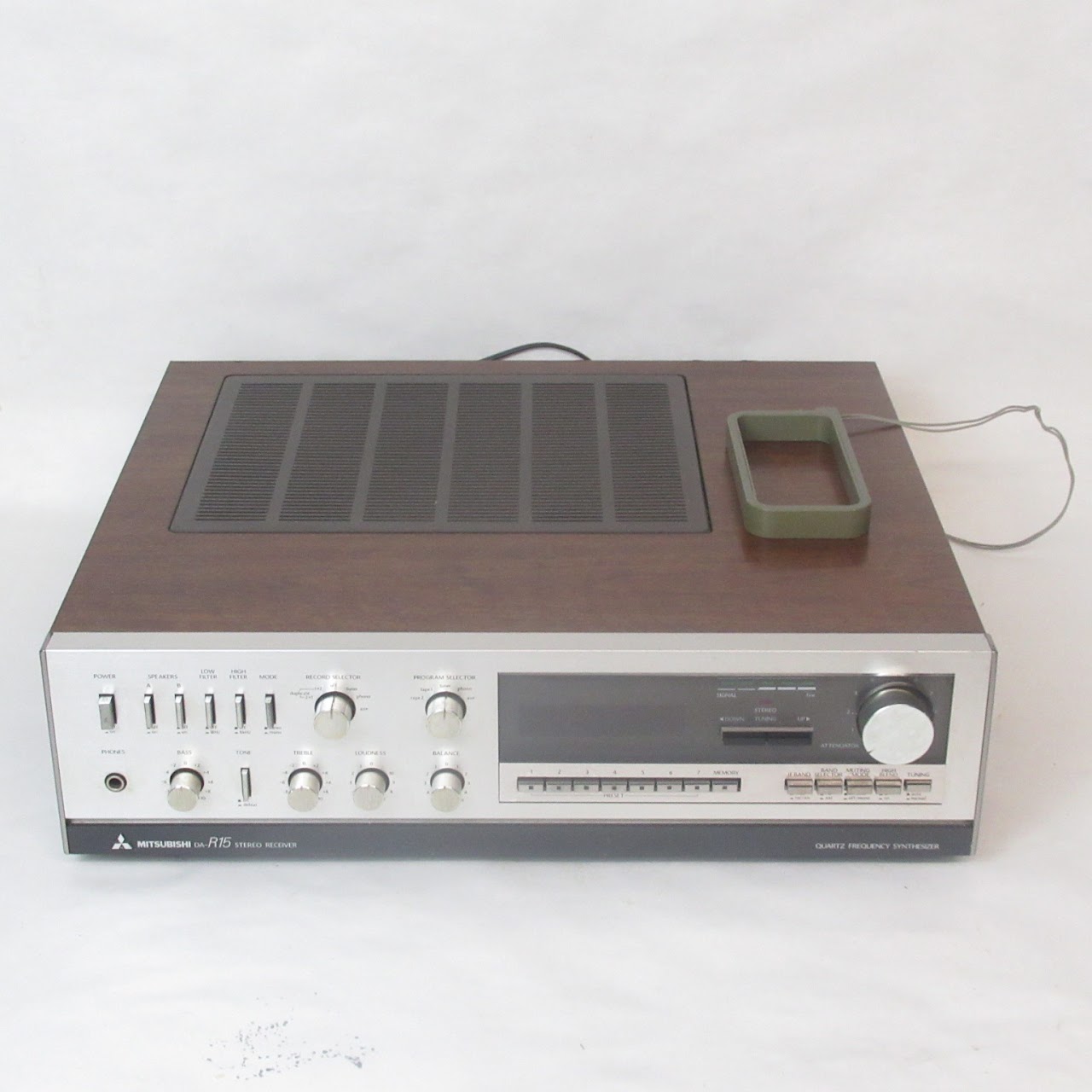 Mitsubishi DA-R15 Vintage Stereo Receiver with DP-6 Turntable