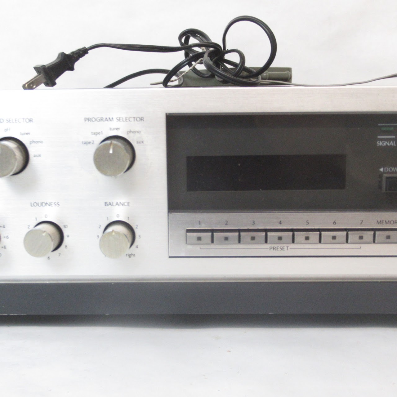 Mitsubishi DA-R15 Vintage Stereo Receiver with DP-6 Turntable