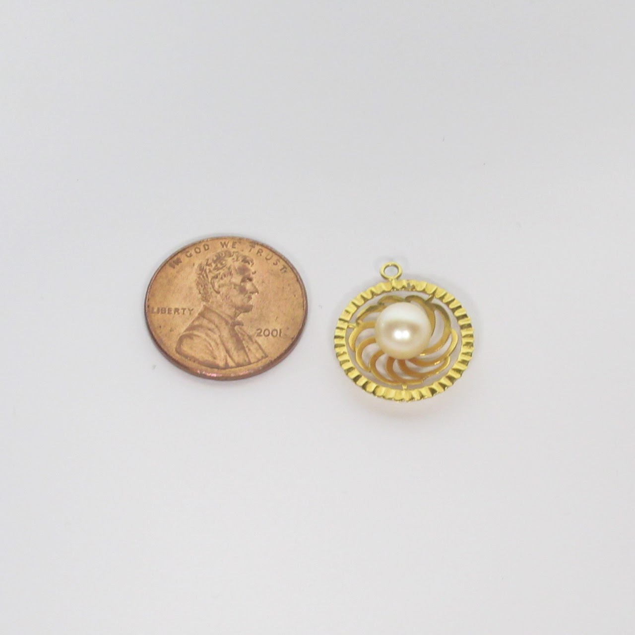 14K Gold & Pearl Pendant