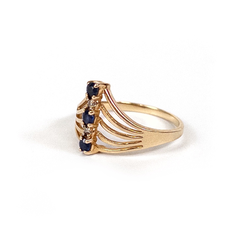 14K Gold & Blue Stone Ring