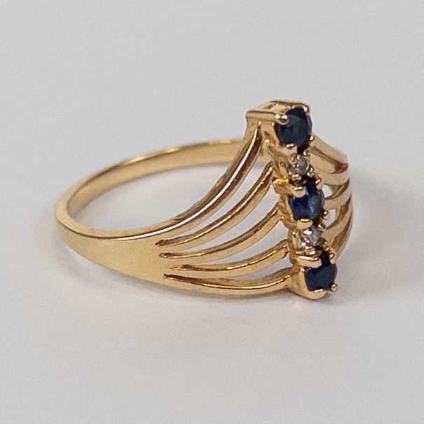 14K Gold & Blue Stone Ring