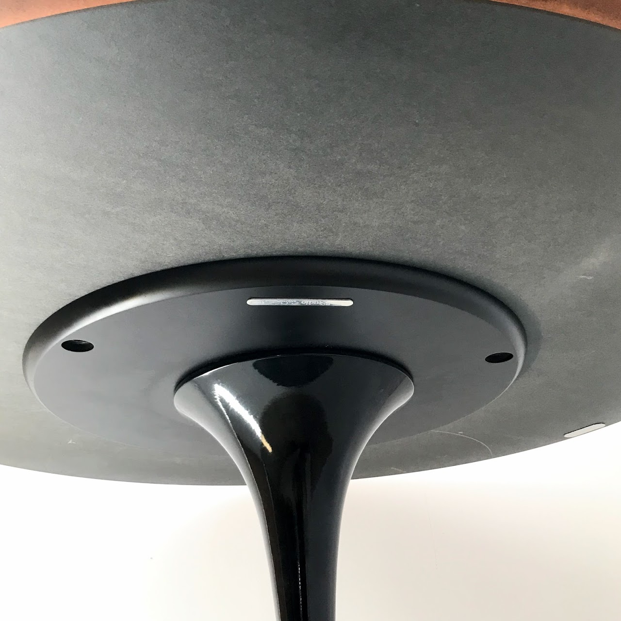 Knoll + Eero Saarinen Tulip Dining Table