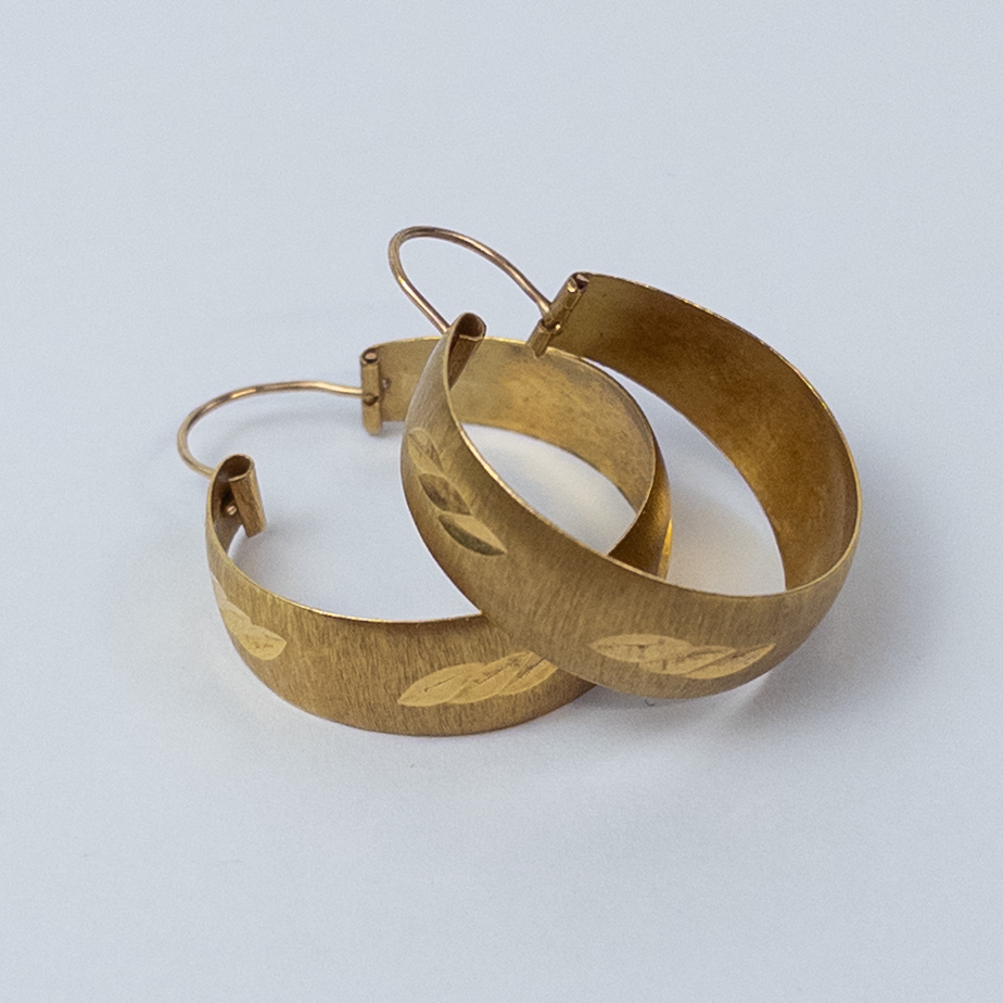 18K Gold Satin Finish Hoop Earrings