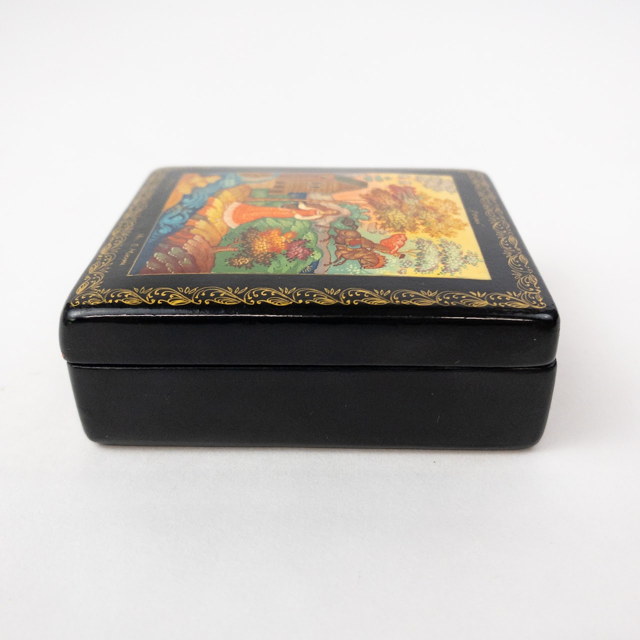 Russian Hand Painted Lacquered Trinket Box