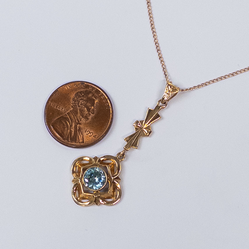 14K Gold  & Blue Stone Flower Pendant Necklace