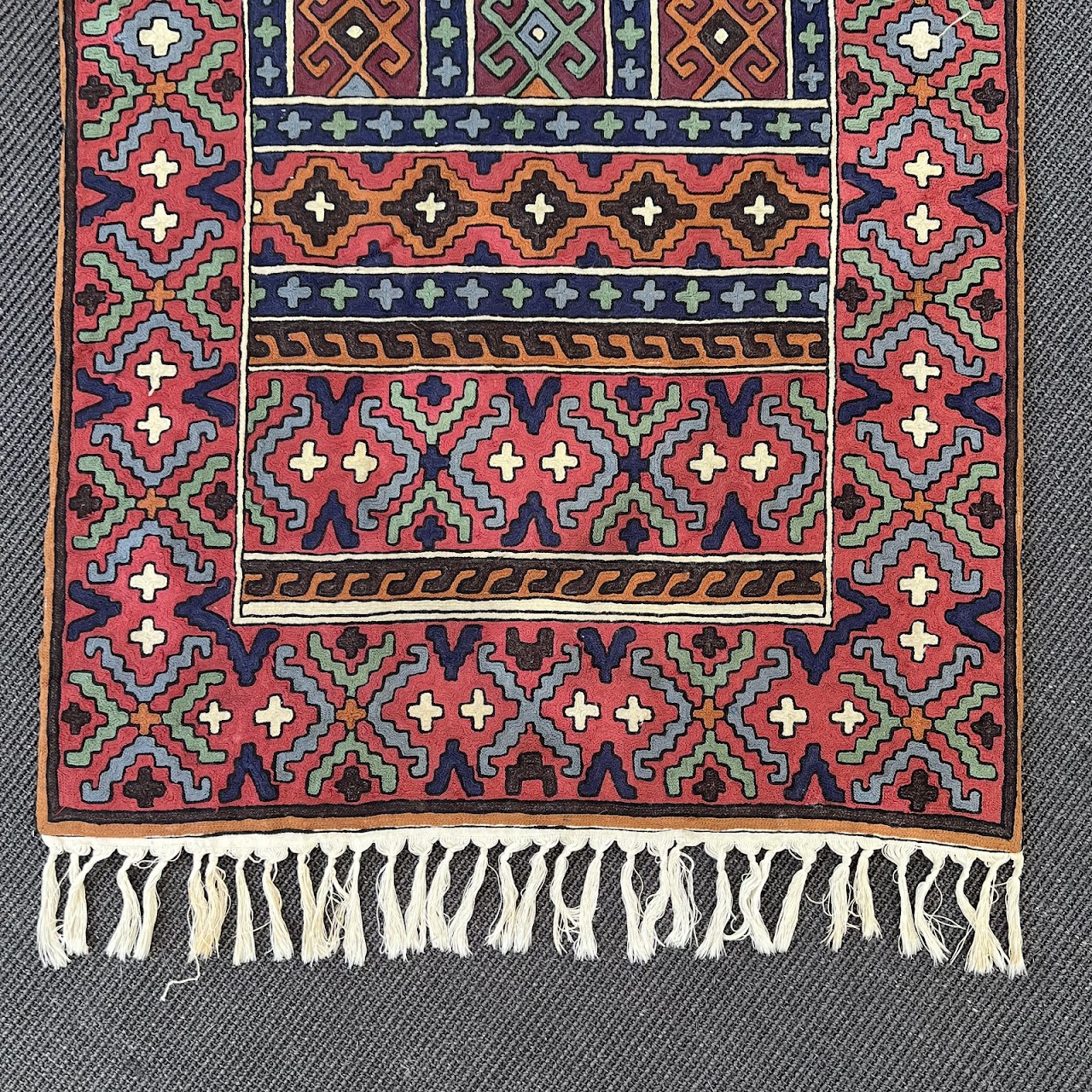 Wool Chainstitched Area Rug