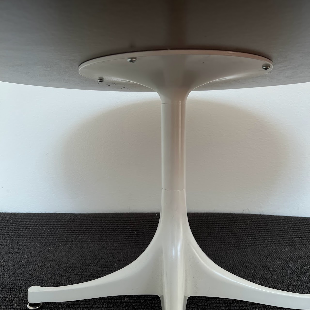 Herman Miller Nelson Pedestal Accent Table