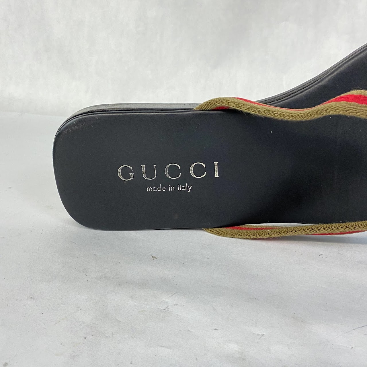 Gucci Leather Stripe Flip-Flops