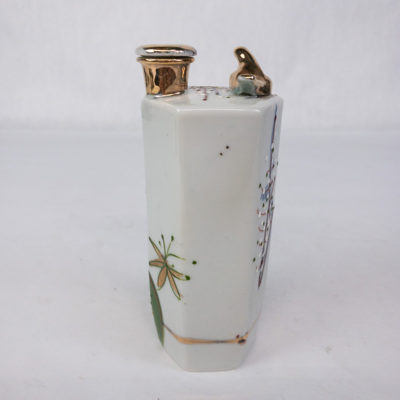 Japanese Kutani Ware Sake Bottle