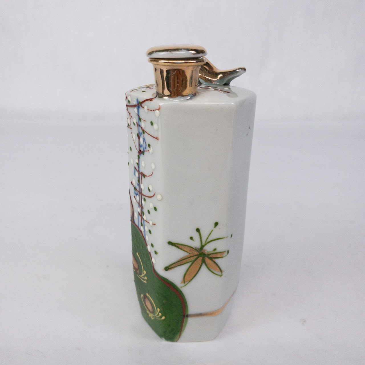 Japanese Kutani Ware Sake Bottle