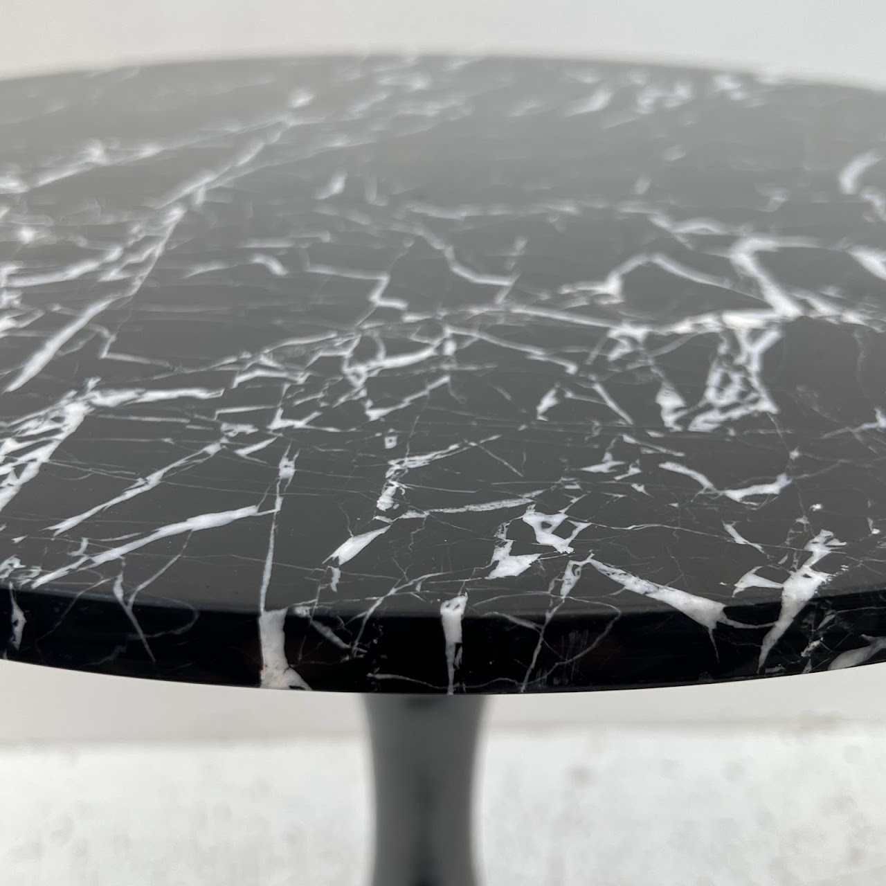 Contemporary Marble Top Tulip Accent Table