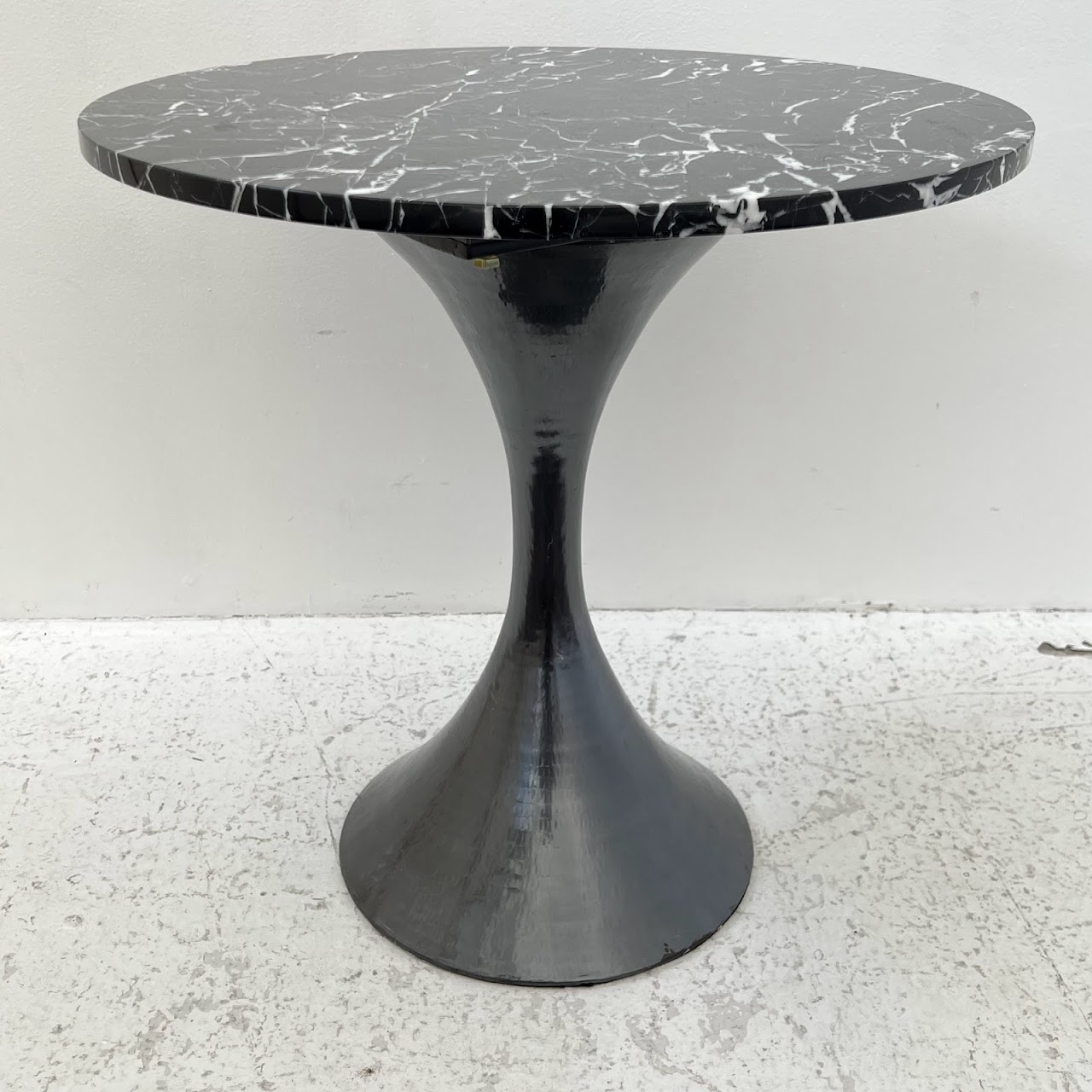 Contemporary Marble Top Tulip Accent Table