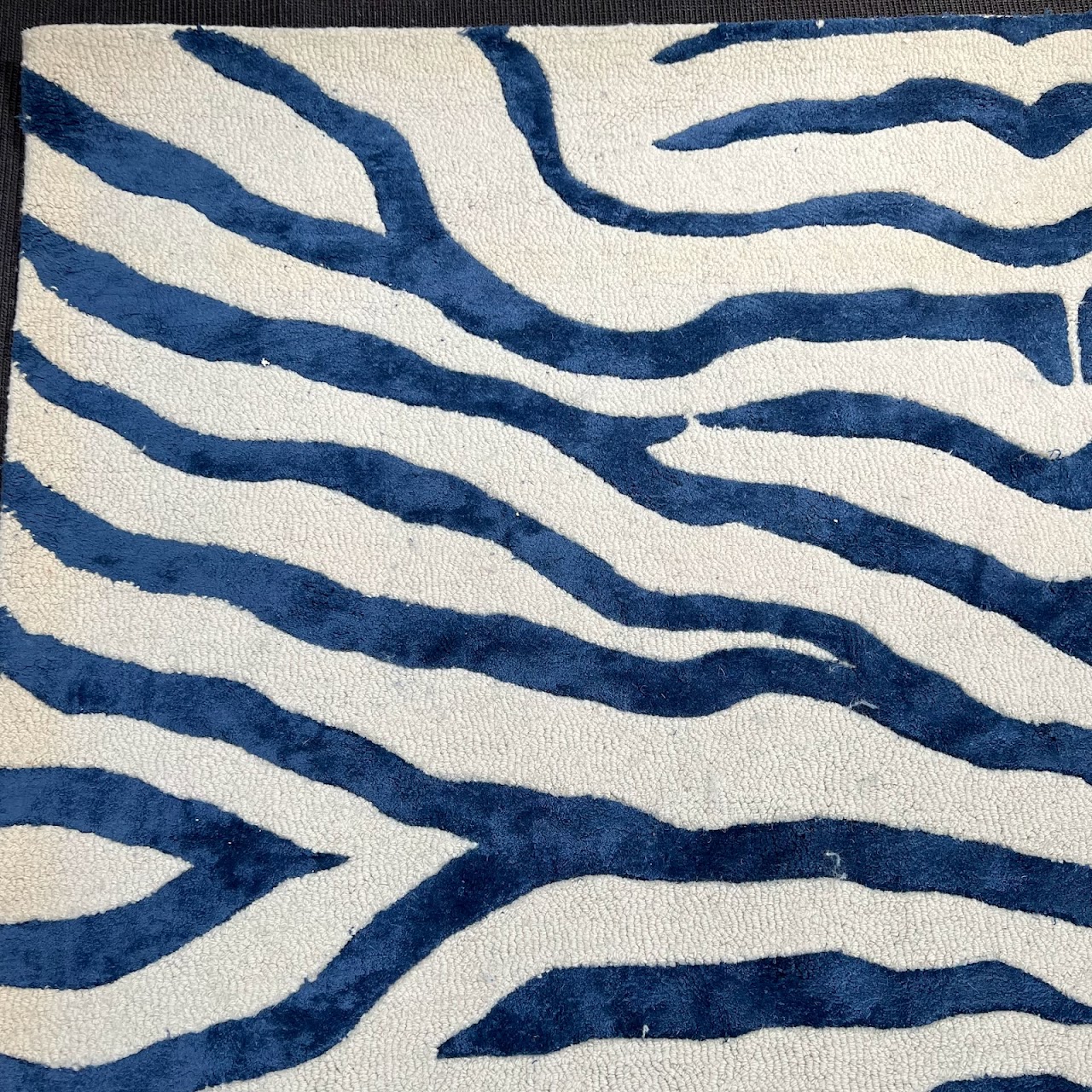 Wool and Faux Silk Zebra Area Rug