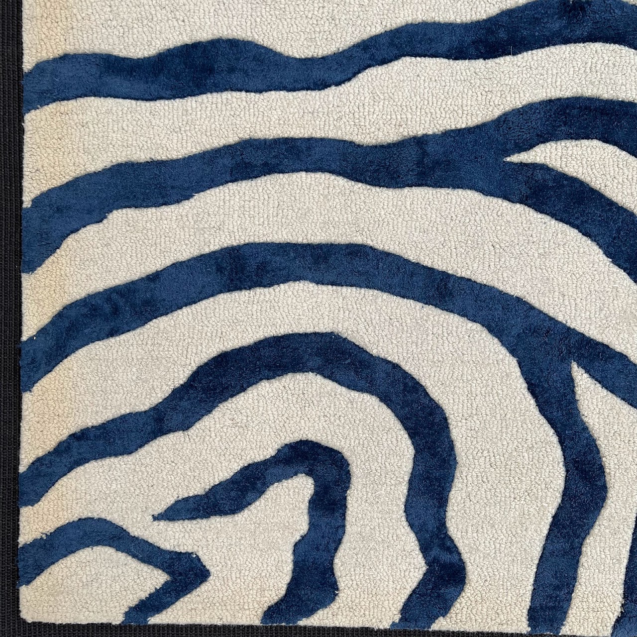 Wool and Faux Silk Zebra Area Rug