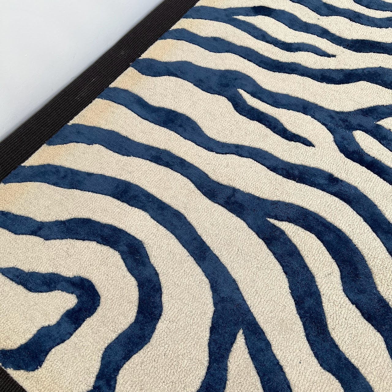 Wool and Faux Silk Zebra Area Rug