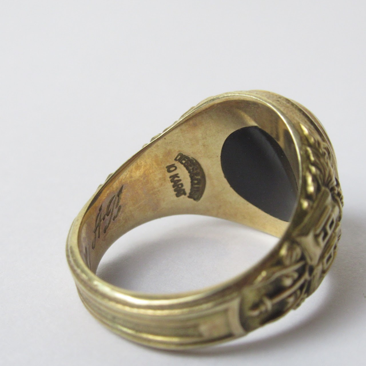 10k Gold & Black Stone  Vintage Class Ring