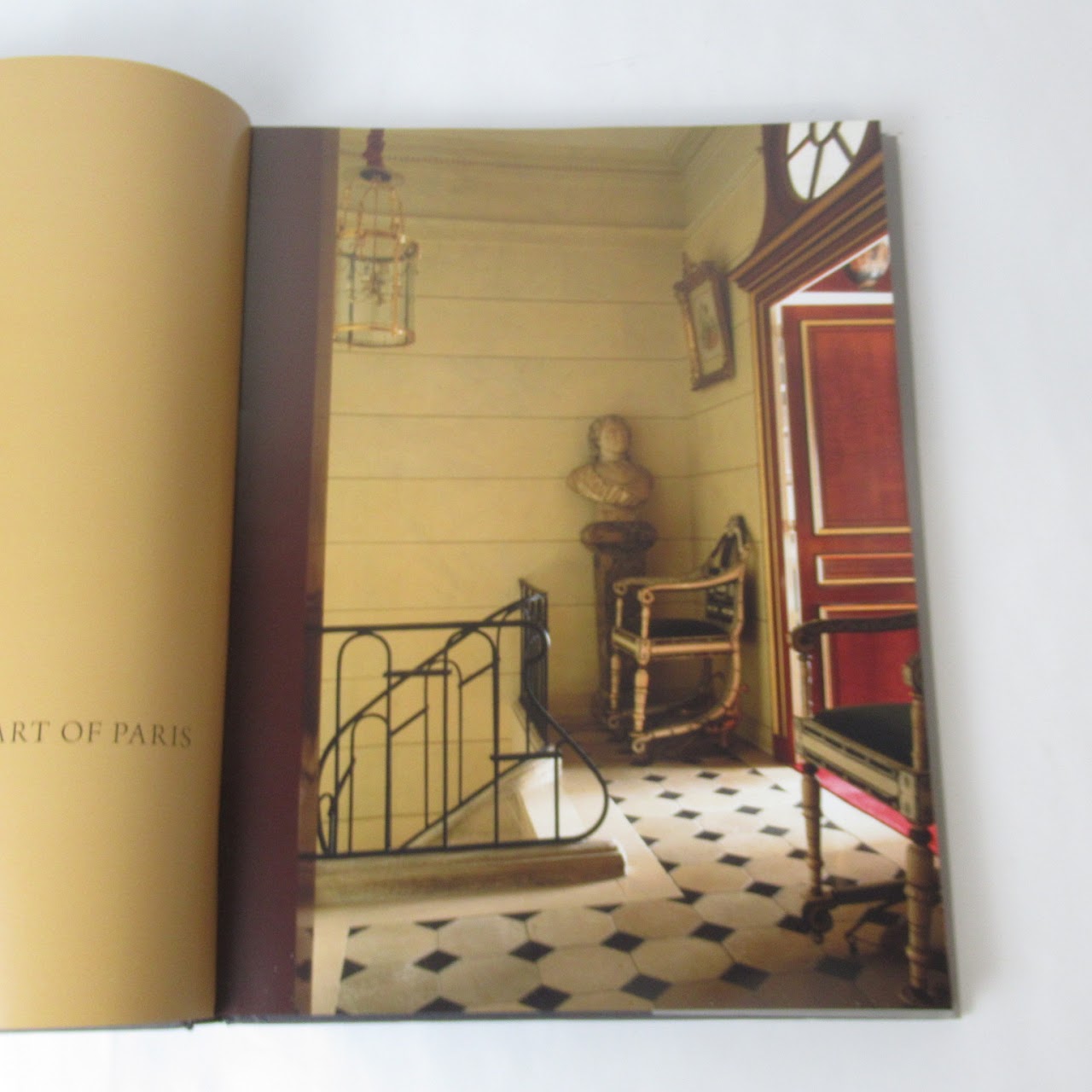 Parisian Interiors: Bold, Elegant, Refined Book