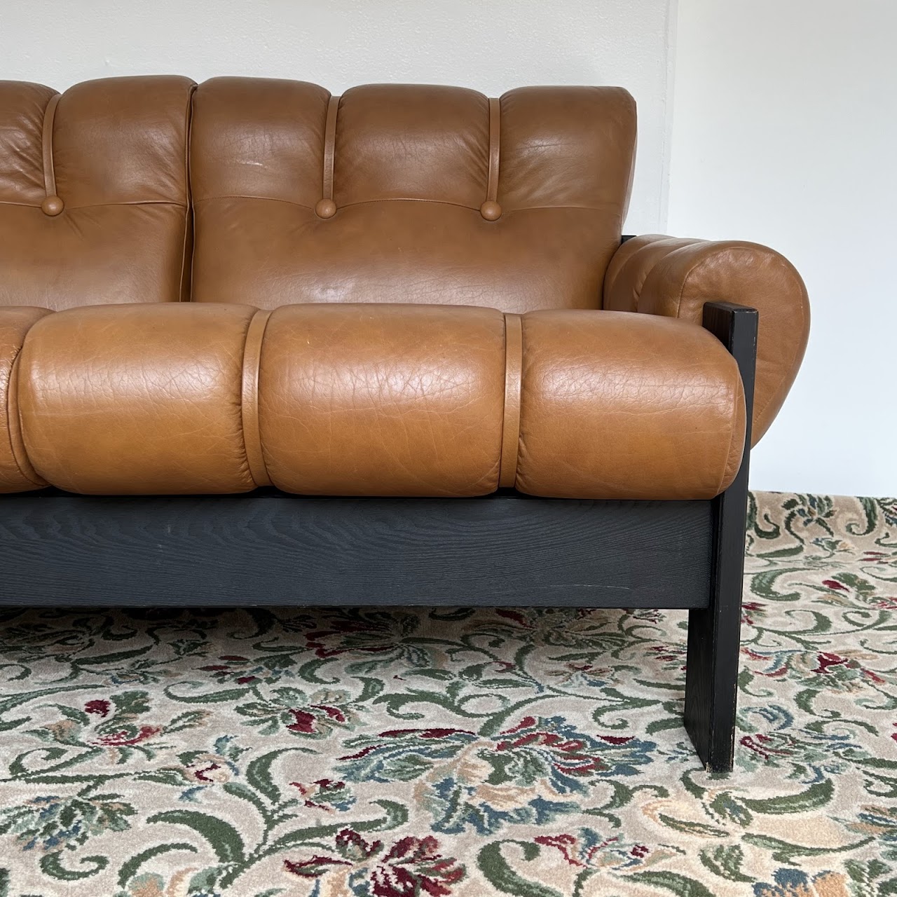 Uu-Vee Kaluste Oy Modernist Finnish Oak and Leather Settee