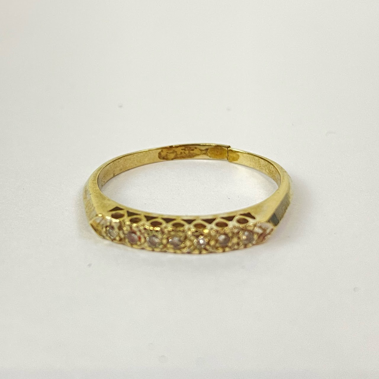 14K Gold and Diamonds Band Ring. Item is Broken