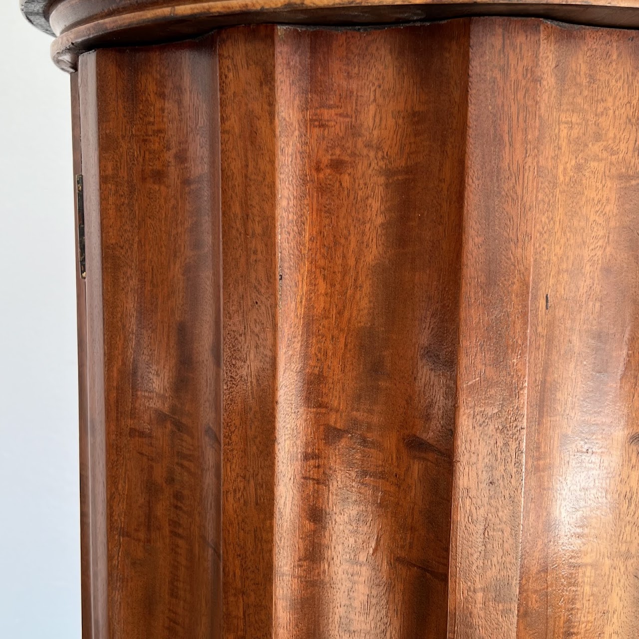 William IV Style Mahogany Pillar Commode