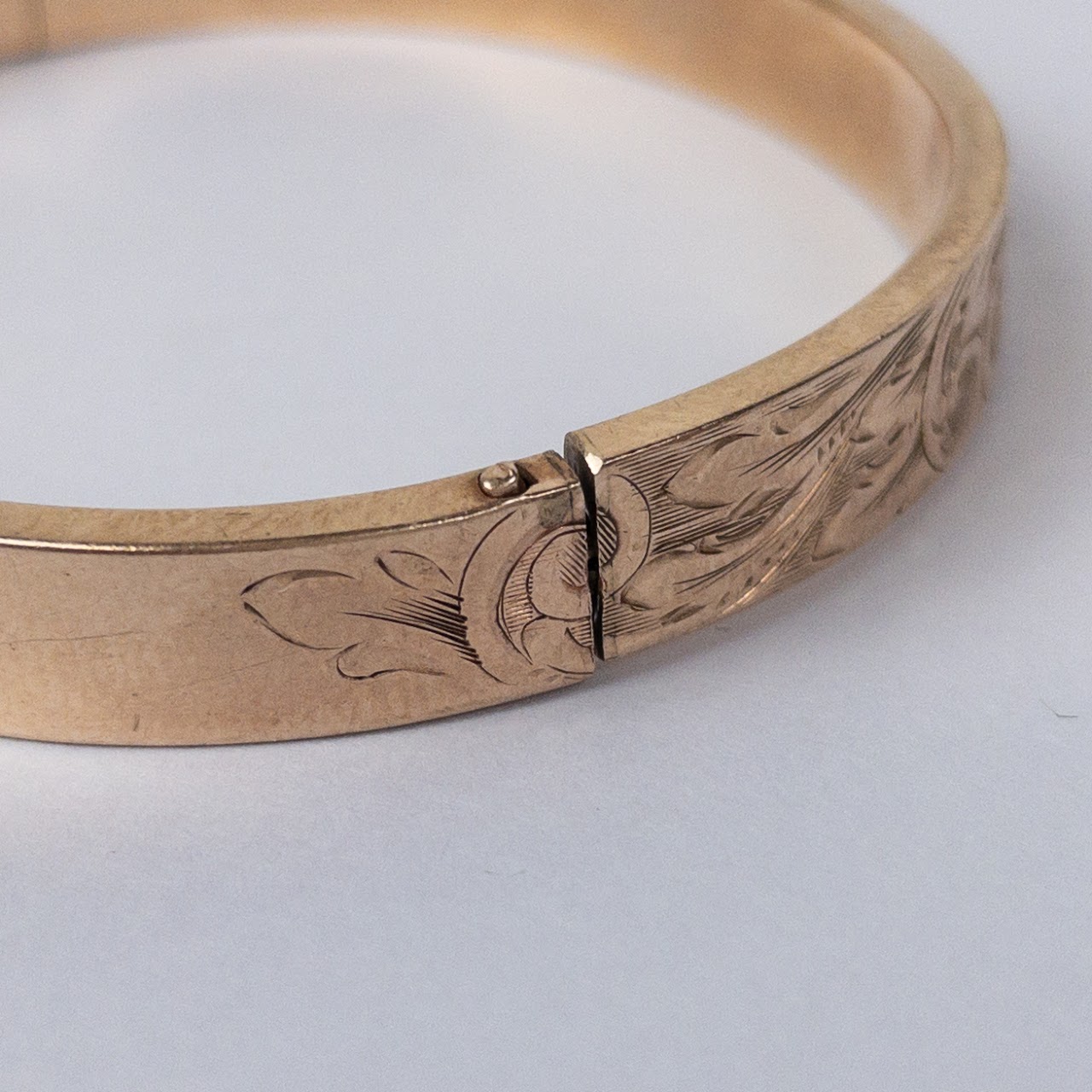 10K Gold Engraved Bangle Bracelet