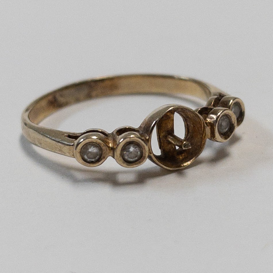 10K Gold Ring Mounting with Clear Stones