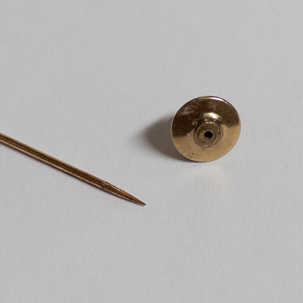 14K Gold Horseshoe Hat Pin