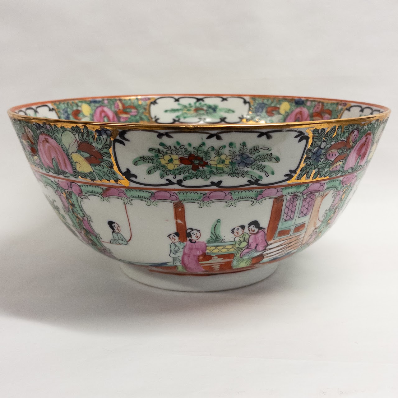 Vintage Chinese Rose Medallion Punch or Serving Bowl