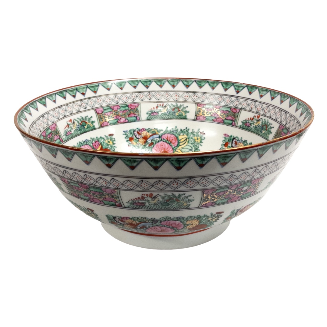 Large Canton Chinese Famille Rose Soup Tureen