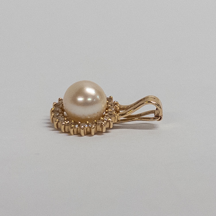 14K Gold Pendant with Pearl Solitaire and Diamonds