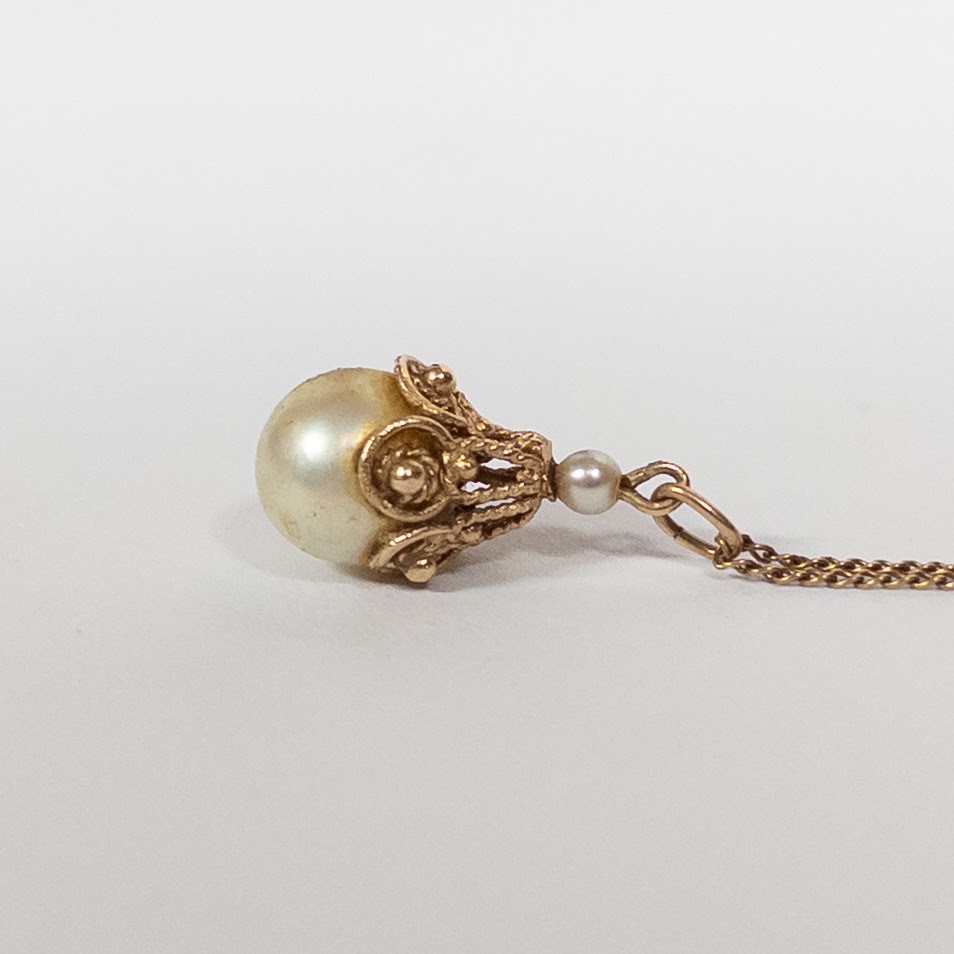 14K Gold & Pearl Solitaire Pendant Necklace