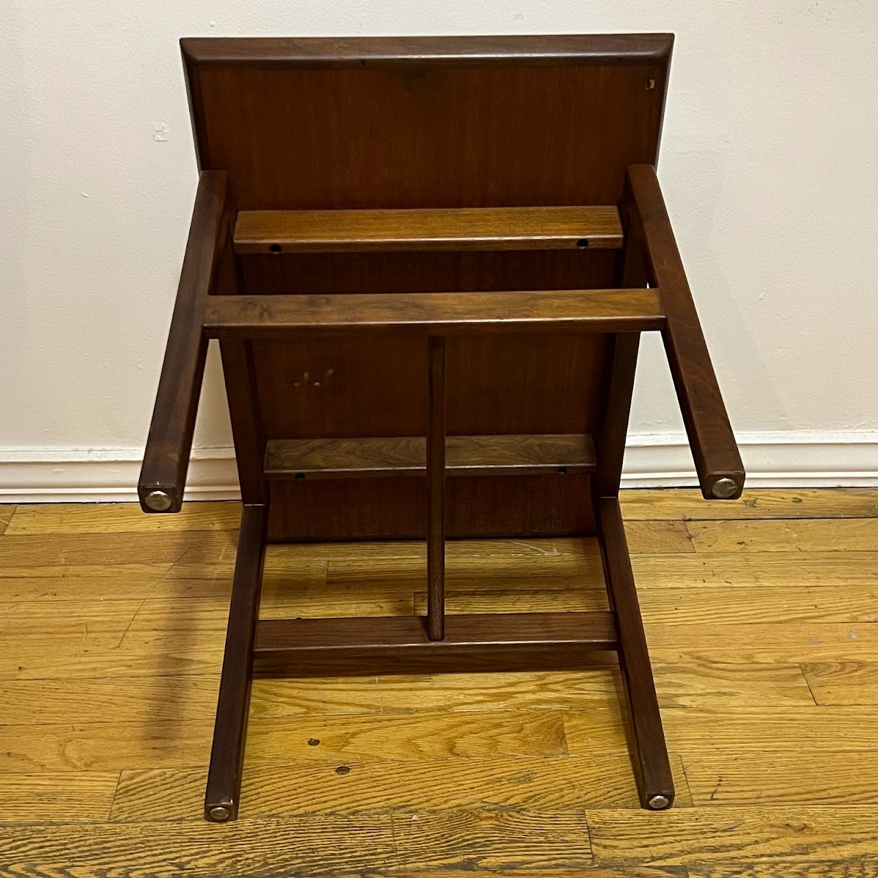 Jens Risom Design Inc. 1960s Walnut Floating Top Side Table Pair