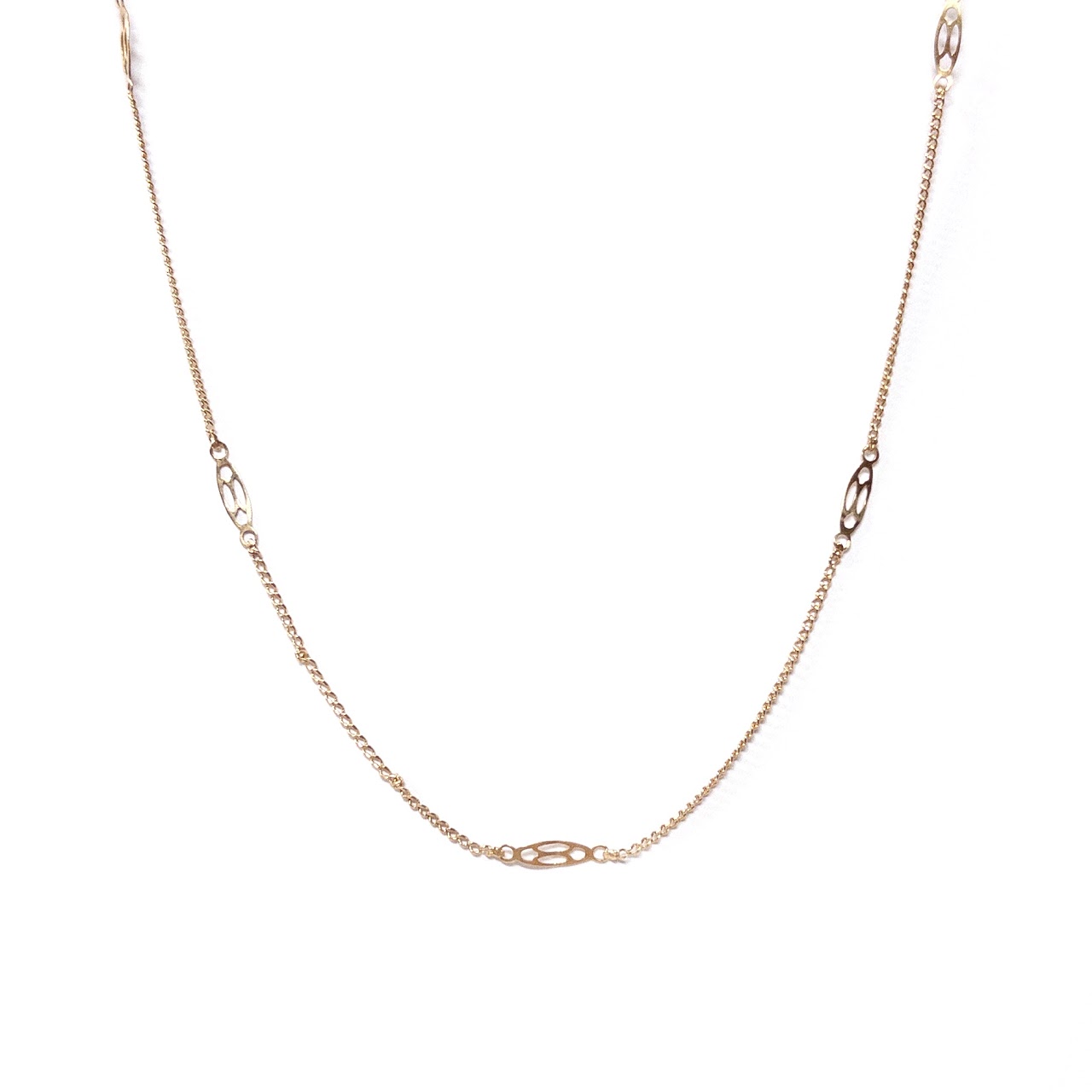 18K Oval Fancy Link Chain Necklace