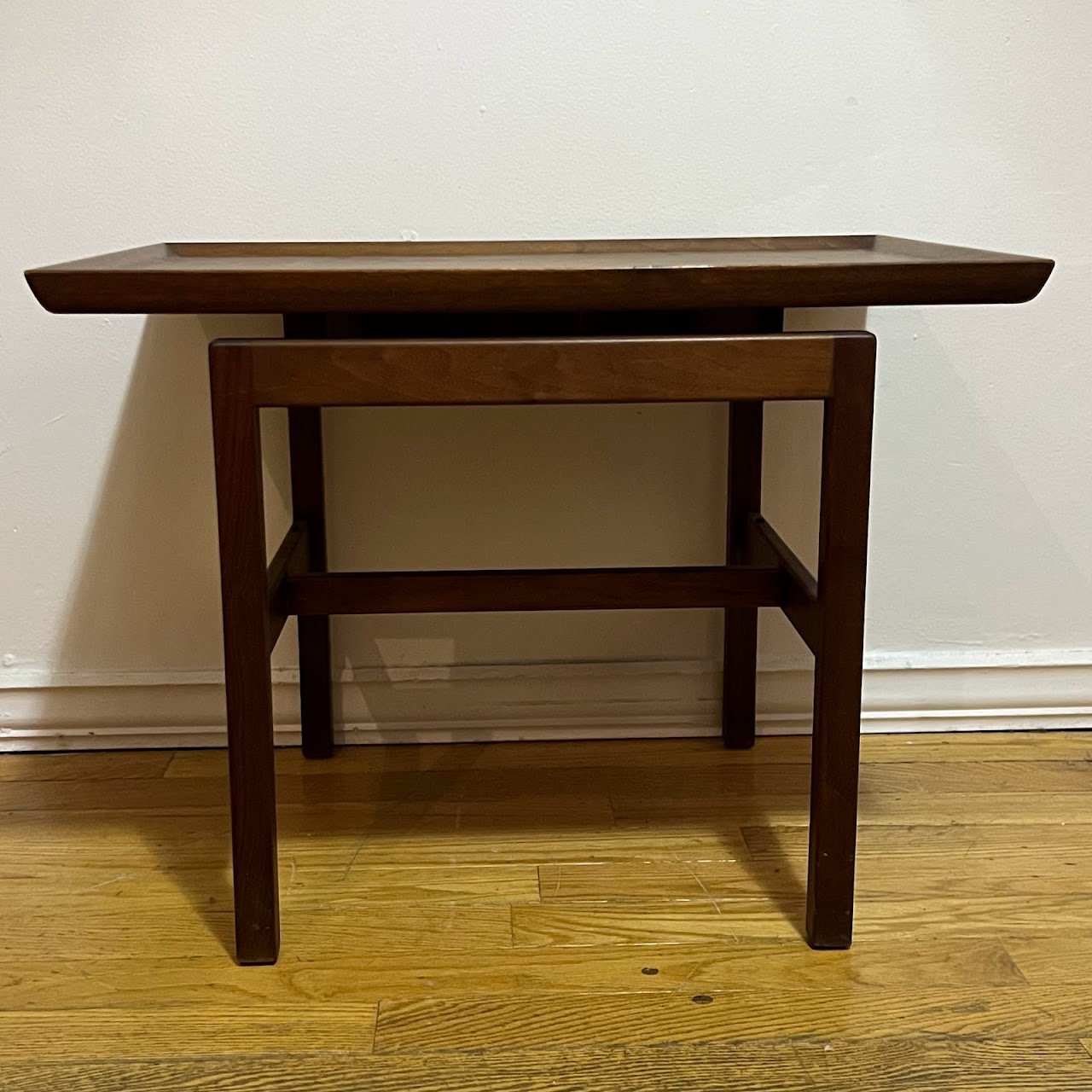 Jens Risom Design Inc. 1960s Walnut Floating Top Side Table Pair