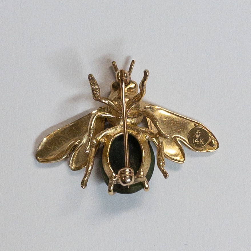 14K Gold and Green Stone Bee Brooch