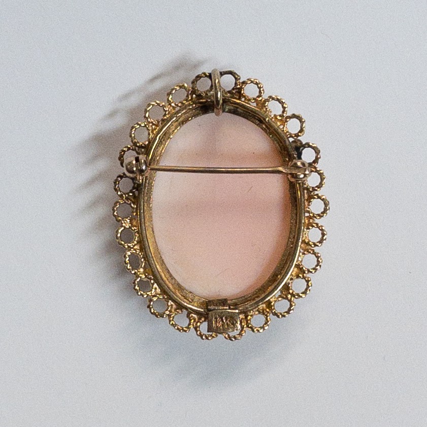 14K Gold Cameo Brooch