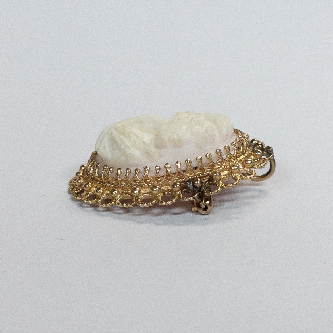 14K Gold Cameo Brooch